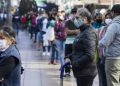 ICOVID Chile: aumento de contagios se mantiene y uso de camas UCI llega a niveles críticos en varias regiones