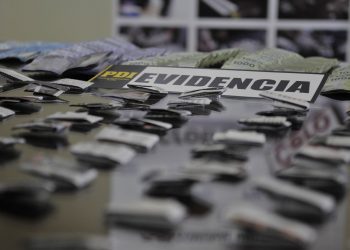 Detienen a tres sujetos que evadieron control policial e intentaron huir en vehículo en Quillota