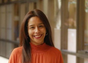 Fijan audiencia para conciliación o juicio por querella contra diputada Leuquén por agresión en bar