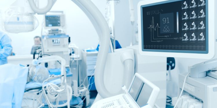 Región de Valparaíso: apenas 20 camas UCI quedan disponibles frente a aumento de contagios en la zona