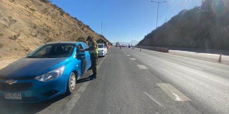 COVID-19: 80 sumarios sanitarios se cursaron durante el primer día del 2021 en la Región de Valparaíso