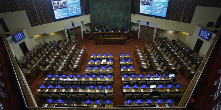 Iniciativa contra el nepotismo amplía hasta 6º grado el parentesco prohibido de autoridades y funcionarios públicos