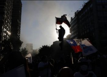 Fiscal nacional, INDH y Defensoría exponen por proyecto de indulto en el contexto del 18-O