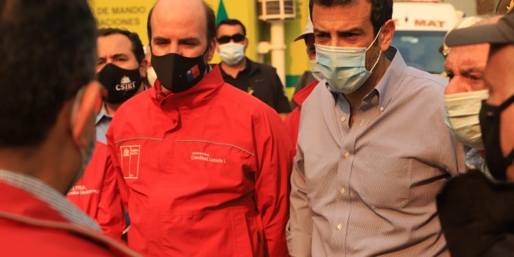 Ministro del Interior anuncia acciones legales contra responsables de incendio en Quilpué