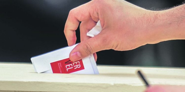 Voto anticipado: comisión de Gobierno amplía plazo a 7 días y será votado este viernes en Sala