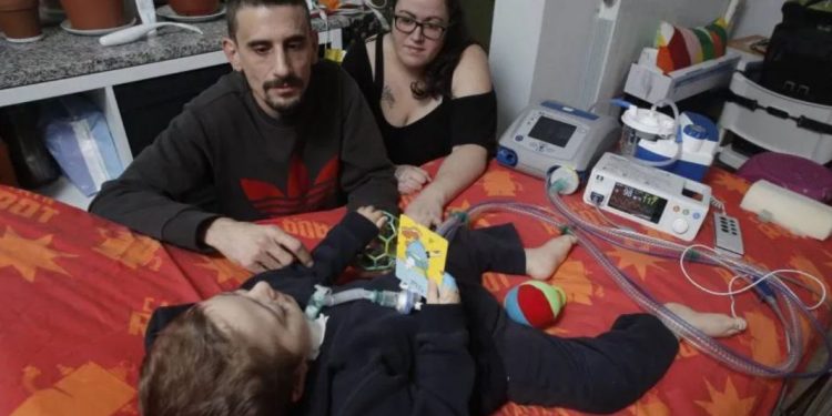Más de mil pacientes electrodependientes de la Región de Valparaíso serán beneficiados tras promulgación de «Ley Lucas»