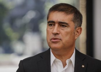 RN proclama a Mario Desbordes como su candidato presidencial