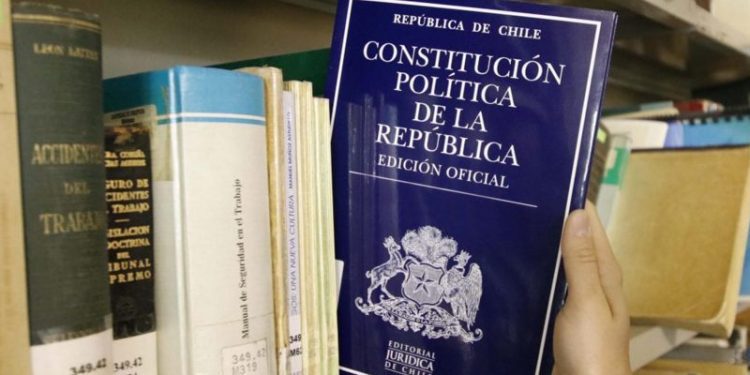 Sesiones gratuitas de formación en temas constitucionales ofrecerá Escuela para Candidaturas Constituyentes
