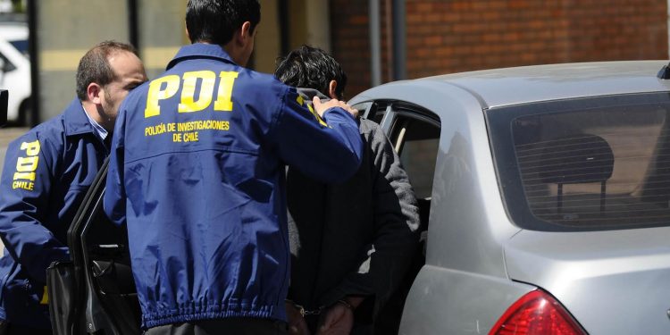 Detienen a prófugo por homicidio en Cerro Alegre de Valparaíso