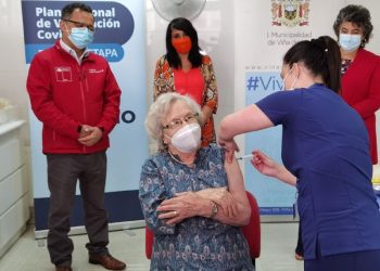 Vacunación contra el COVID-19: 140.412 personas fueron vacunadas en todo el país en primera jornada de inoculación masiva