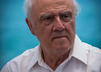 Candidato a constituyente Agustín Squella recibe decenas de propuestas ciudadanas