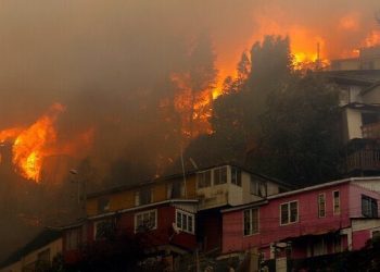 Valparaíso: mañana comenzarían a regularizarse pagos de subsidios de arriendo y acogida para damnificados de incendio del 24 de diciembre de 2019