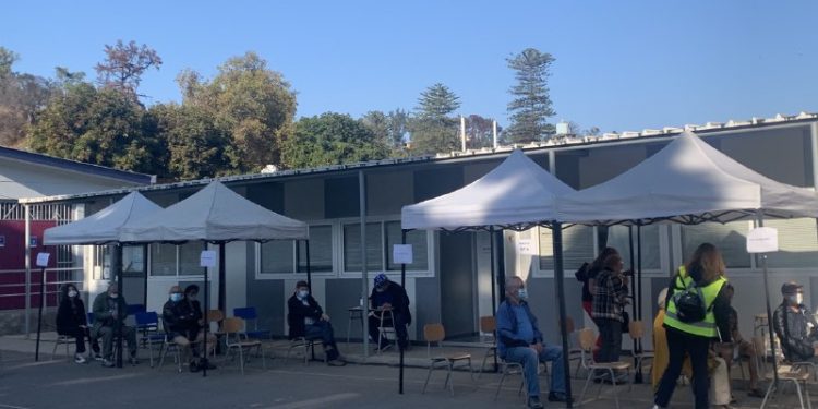 En Viña del Mar inician vacunación contra el COVID-19 para funcionarios encargados del retiro de aseo domiciliario