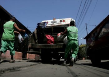 UDI pide al Minsal que recolectores de basura sean prioridad en calendario de vacunación contra el COVID-19