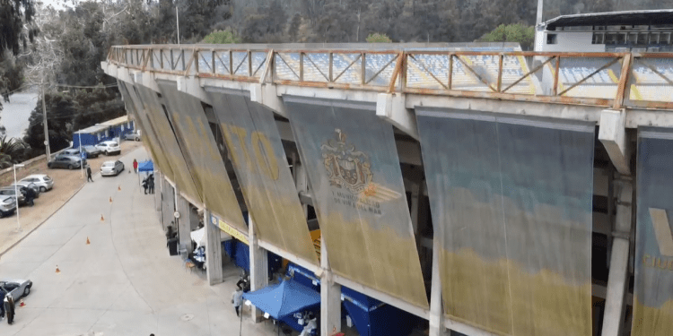 Estadio Sausalito de Viña del Mar será centro de vacunación exclusiva para docentes y trabajadores de la educación escolar y preescolar