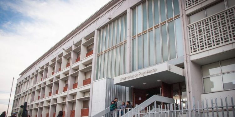 Masivo interés de estudiantes por postular a la Universidad de Playa Ancha
