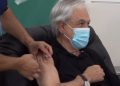 En Futrono Sebastián Piñera fue inoculado con primera dosis de vacuna contra el COVID-19
