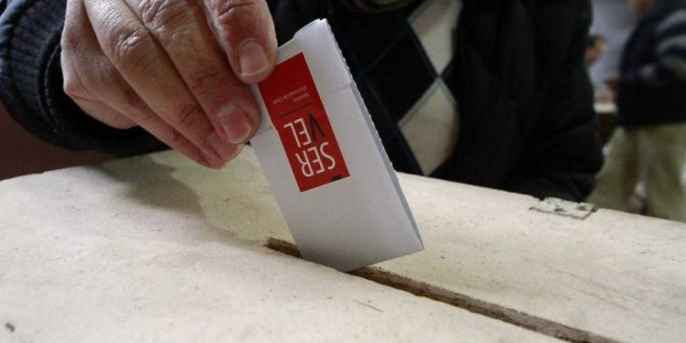 Idea de extender elecciones a dos días genera opiniones divididas entre parlamentarios