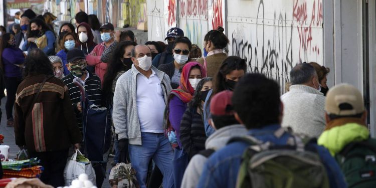 Infectólogo e investigador enfatiza que decretar cuarentena en Valparaíso y no en Viña es «incomprensible»