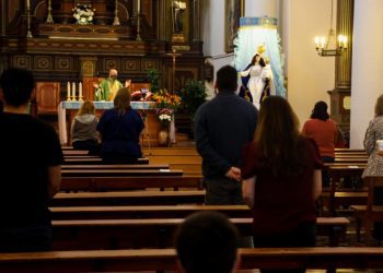 Incluso en cuarentena: Corte Suprema autoriza realización de cultos religiosos