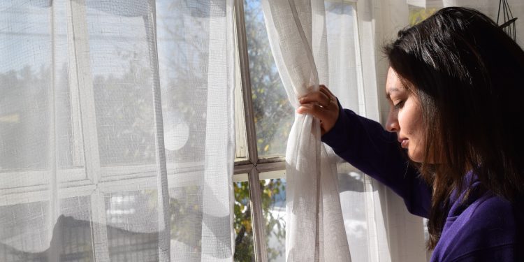 Psicólogo advierte sobre efectos emocionales post confinamiento debido a la pandemia