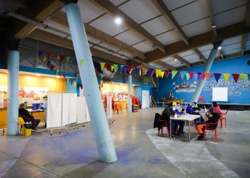 Pescadores y trabajadores de Caleta Portales reabren bajo estrictas medidas sanitarias