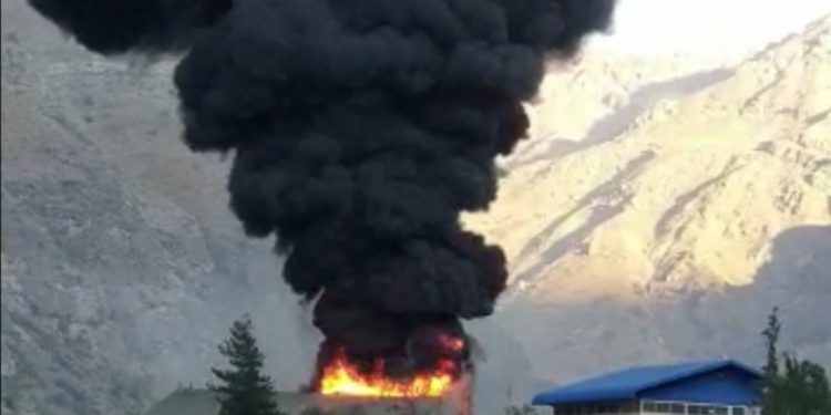 Incendio afecta a segundo nivel de planta en Codelco División Andina