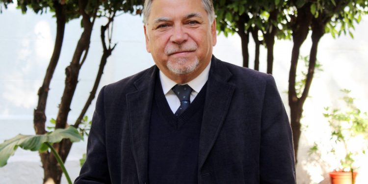 Columna de opinión: «Ausencia de liderazgos: una señal inquietante»