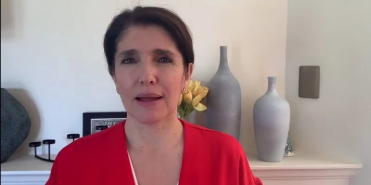 Candidata presidencial del PS, Paula Narváez, llama a posponer las elecciones de abril