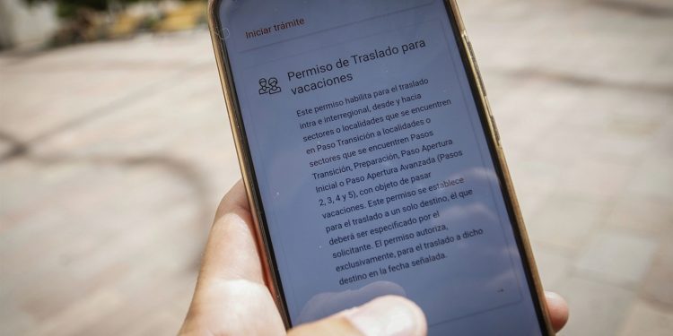 Llaman al Gobierno a hacerse cargo por permiso de vacaciones tras elevadas cifras de contagios por COVID-19