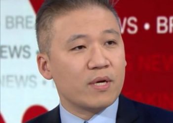 Reconocido epidemiólogo de Harvard asegura que Gobierno chileno cometió un «error crítico» en el manejo de la pandemia