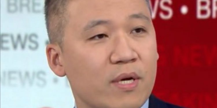 Reconocido epidemiólogo de Harvard asegura que Gobierno chileno cometió un «error crítico» en el manejo de la pandemia