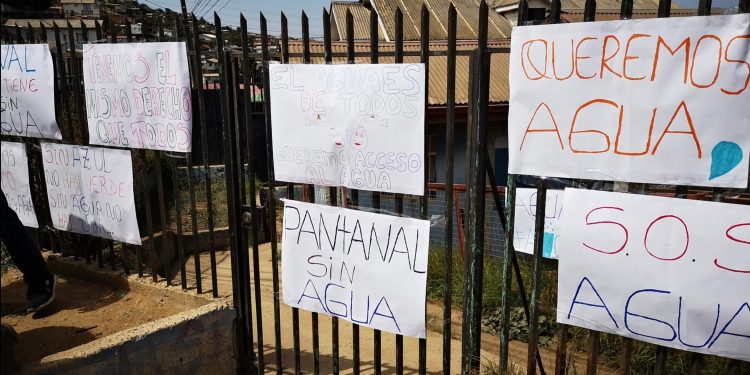 ¿Ciudad bella?: villa de Viña del Mar vive privada de agua potable por más de 28 años