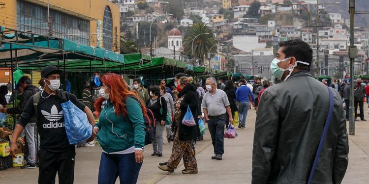 COVID-19: número de casos activos en la Región de Valparaíso es similar al del peor momento de la pandemia
