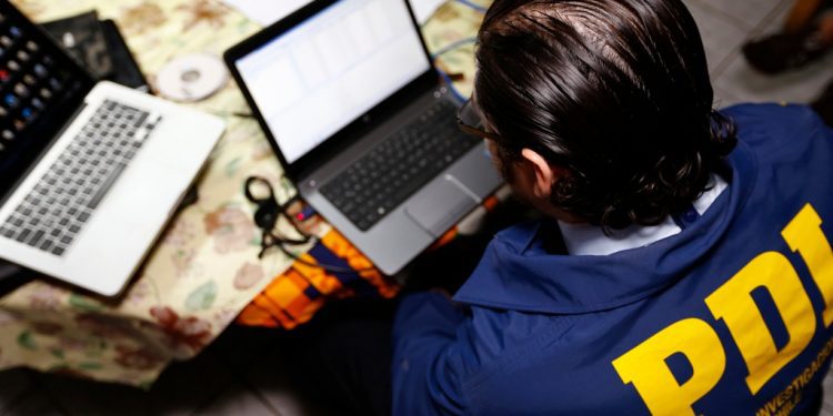 Sujeto es detenido en Quilpué por almacenamiento y producción de material pornográfico