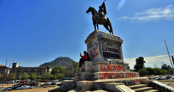 Columna de opinión: «Baquedano o la metáfora del sin sentido»