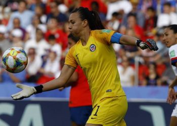 José Letelier recalca que clasificar a Tokio abriría muchas puertas para la Roja Femenina
