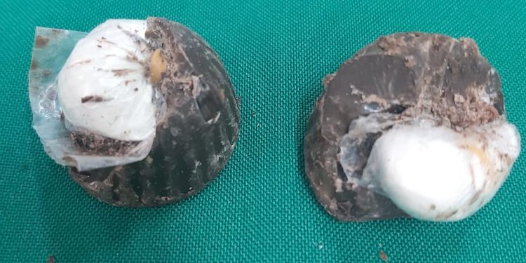 Romántica mujer intentó entregar bombones rellenos con pasta base a su pareja presa en la cárcel de San Antonio