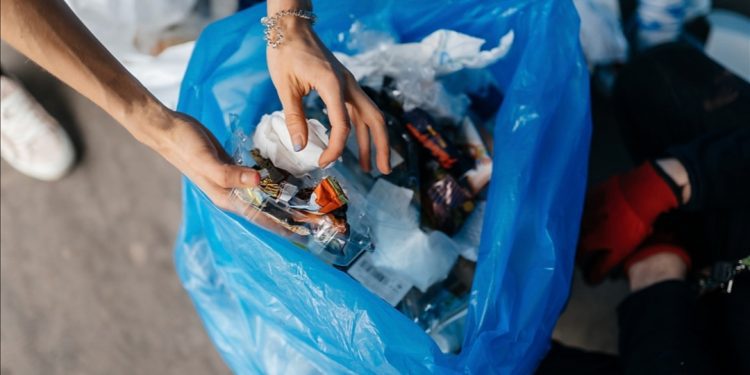 En La Ligua camión recolector de basura mantendrá su funcionamiento habitual durante la cuarentena