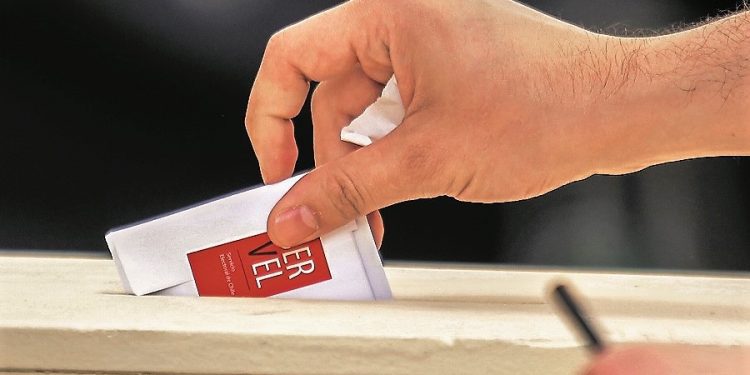 Elecciones municipales: Comisión Mixta aprueba que alcaldes-candidatos retomen sus funciones hasta el 15 de abril