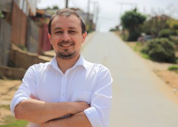 Exigen que TVN disponga de señal de libre recepción para transmitir la Convención Constitucional