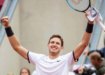 Nicolás Jarry se corona campeón del Challenger de Salinas y sube cerca de 300 posiciones en el Ranking ATP