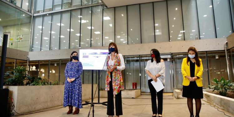 Retención de hasta 75% de bono y préstamo a clase media ante deudas de pensiones alimenticias es anunciado por el Gobierno