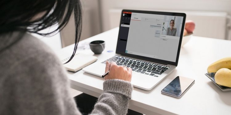 Tras la pandemia el 92% de los chilenos espera que sus trabajos sean parcialmente remotos