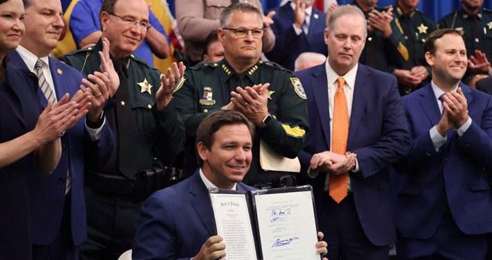 Estados Unidos: polémica ley «antiprotestas» que fortalece a la policía fue firmada por el gobernador de Florida