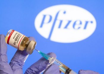 Uso de la vacuna de Pfizer en menores entre 12 y 15 años es aprobada por la Agencia Europea de Medicamentos