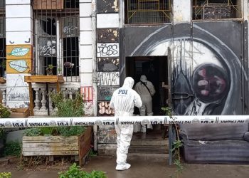 PDI descarta intervención de terceras personas en muerte de mujer encontrada en casa okupa de Valparaíso