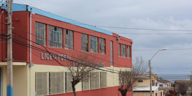 Realizan seminario para alumnos de enseñanza media del Liceo Poeta Vicente Huidobro de Cartagena