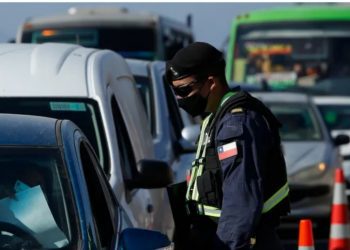 Fin de semana largo: más de 100.000 vehículos han salido de la Región Metropolitana