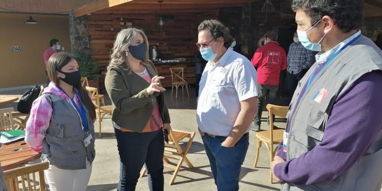 Sector turístico de Olmué recibe orientación con información de Fase 2 del Plan Paso a Paso